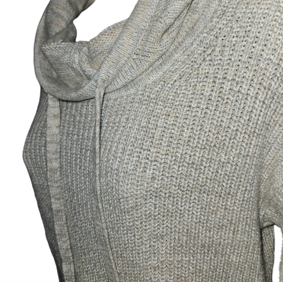 NWOT GAP Cowl Neck Long Sleeve Hooded Pullover Sweater - Picture 2 of 3